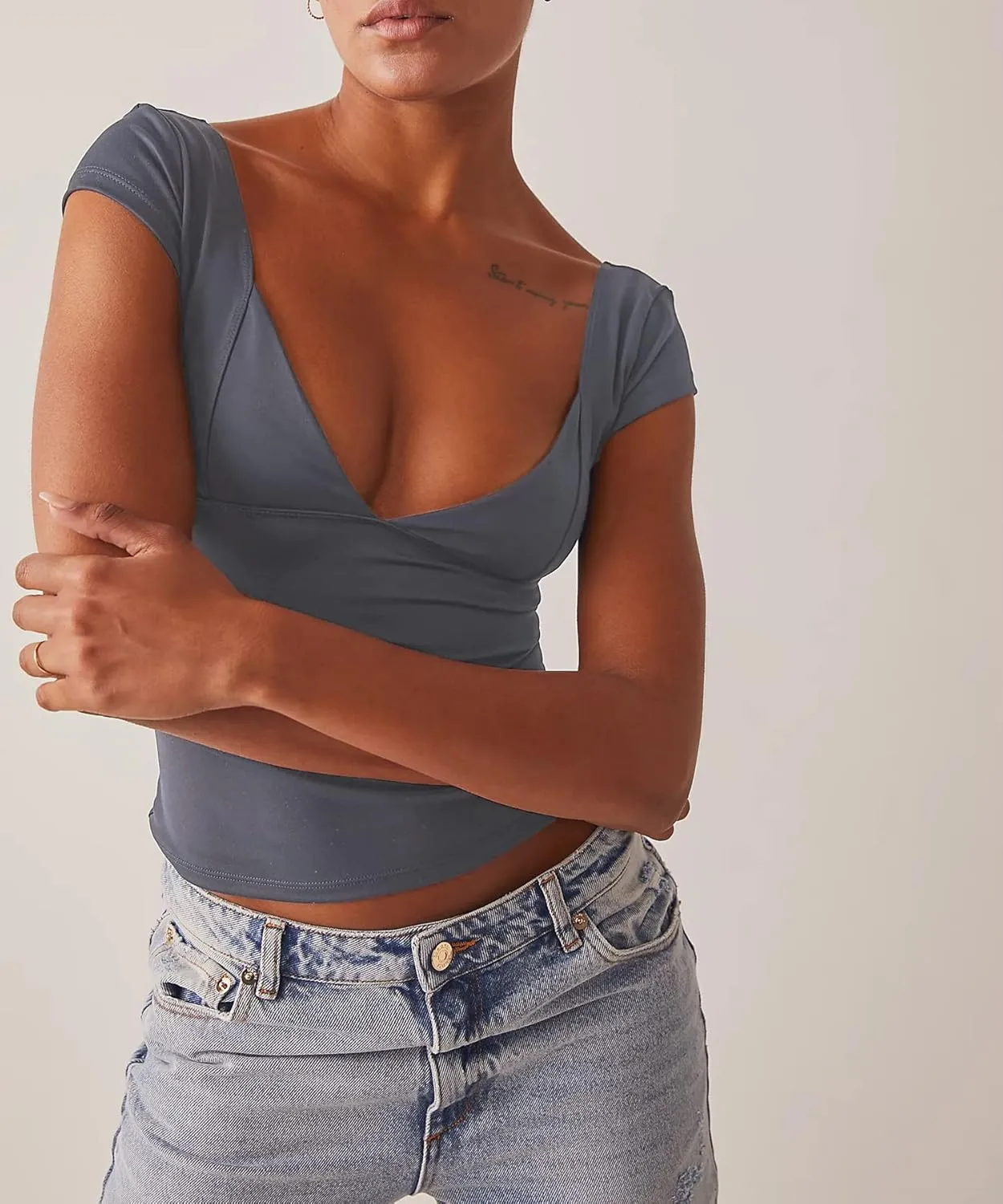 ForeFair Women Sexy Deep V Neck Backless Tank Top Slim Fit Summer Casual Y2k Crop Short Sleeve Top