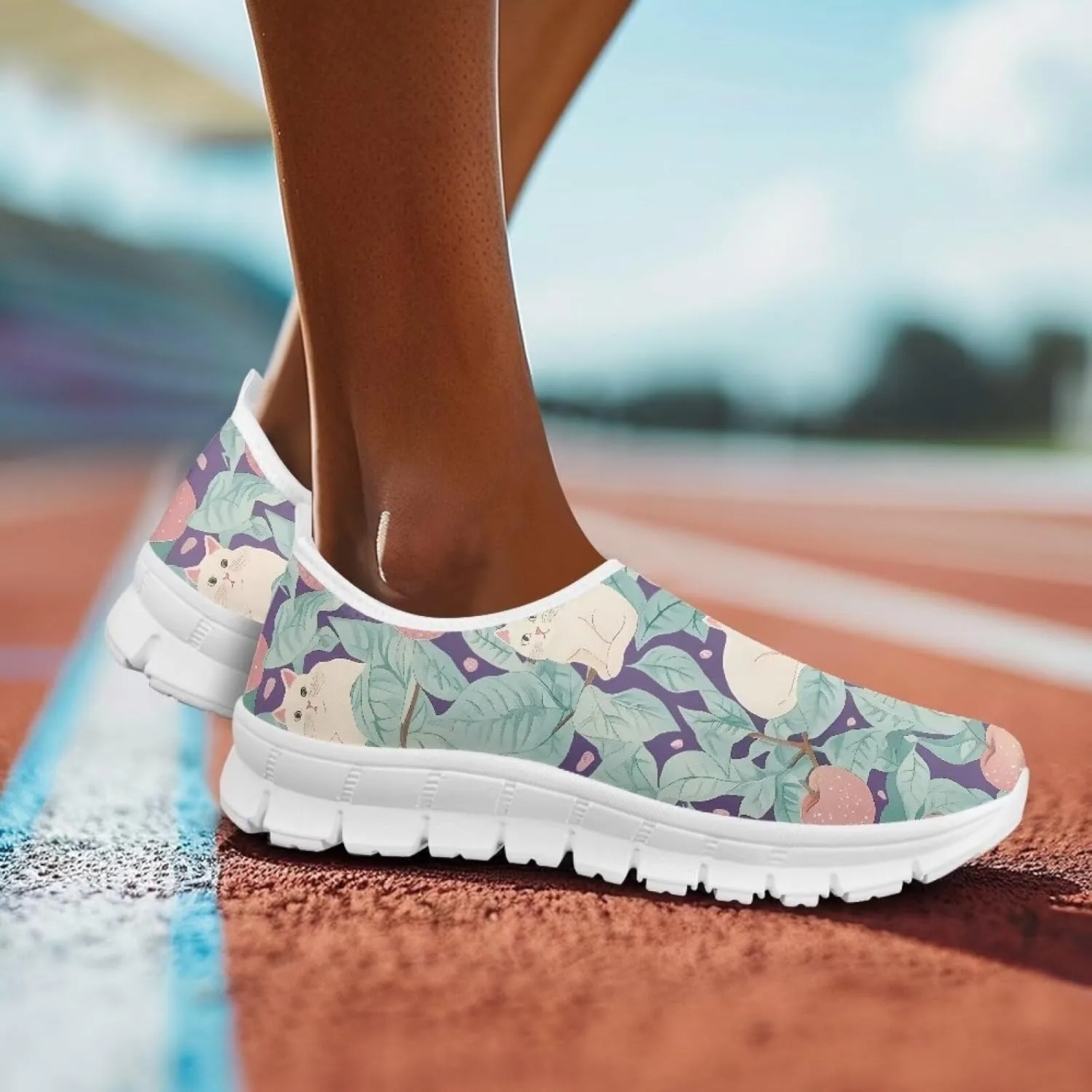 GOSTONG Womens Sneakers Breathable Mesh Fall Athletic Shoes Lightweight Non Slip Outdoor Gym Running Shoes White US 5.5-11.5