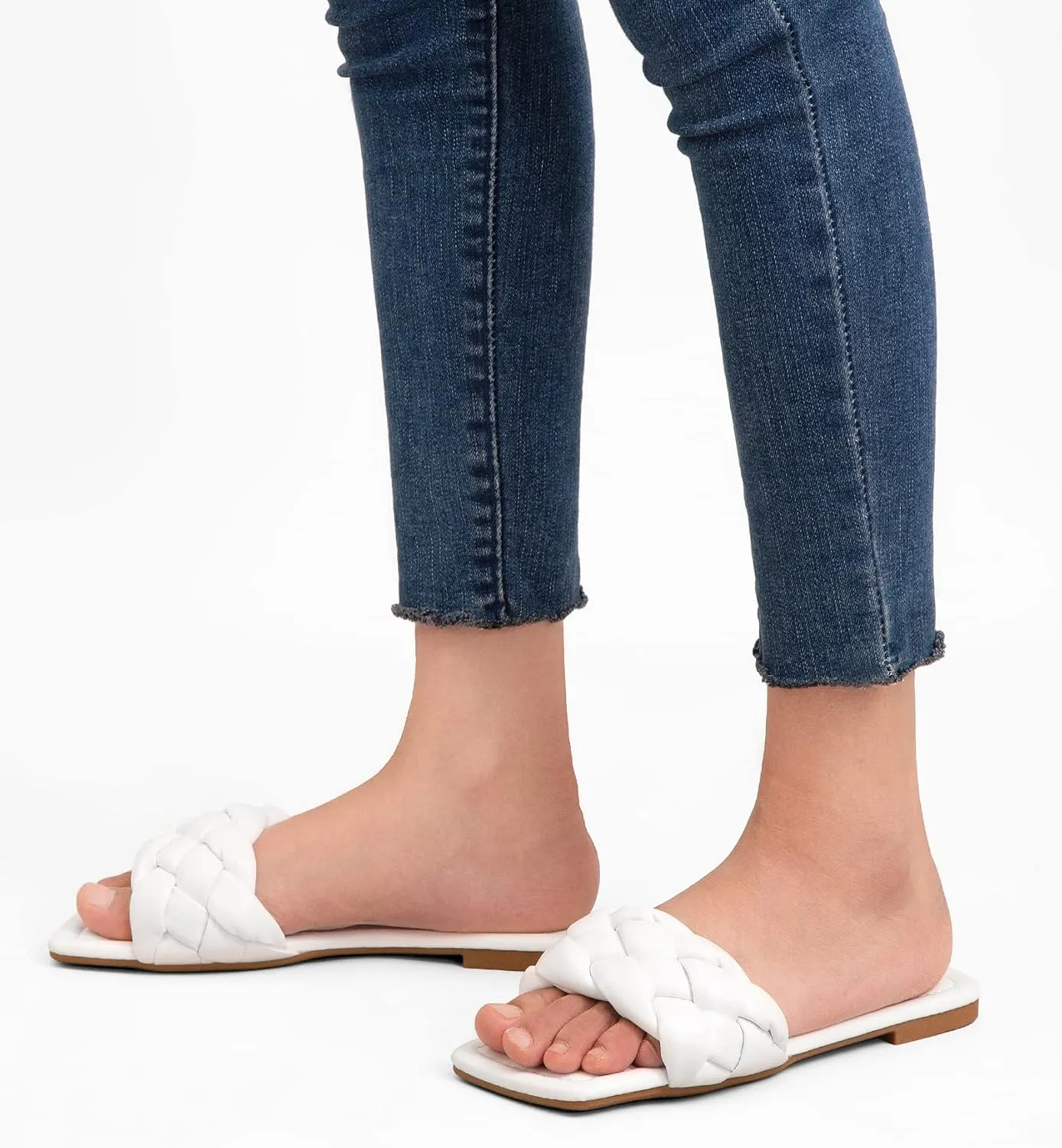 Greatonu Braided Flat Sandals for Women Square Open Toe Slide Sandals Summer Slip On Casual Woven Sandals