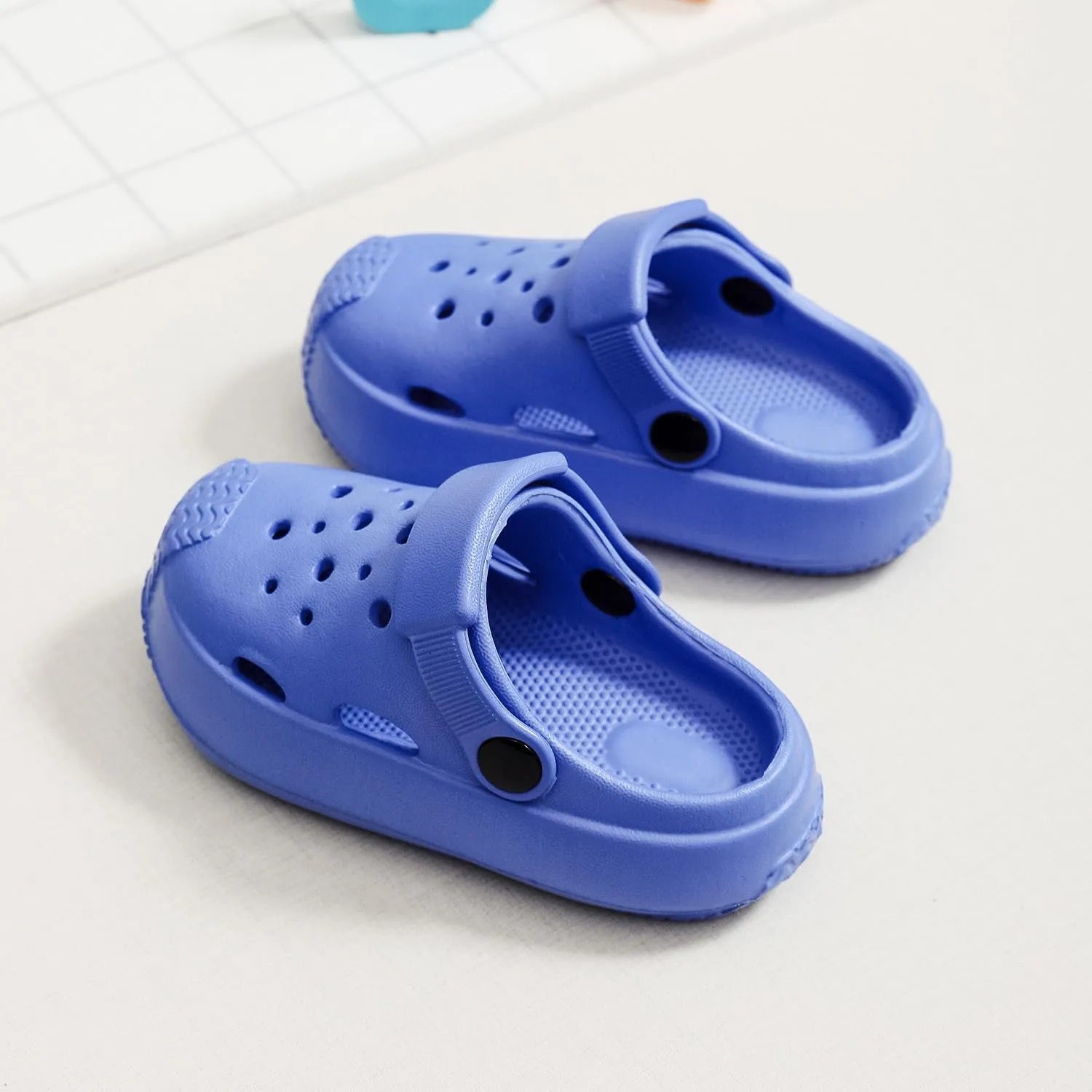 Little Kids Clogs Toddler Girls Boys Sandals Cute Garden Clogs Water Shoes Slip on Beach Pool Slides Slippers