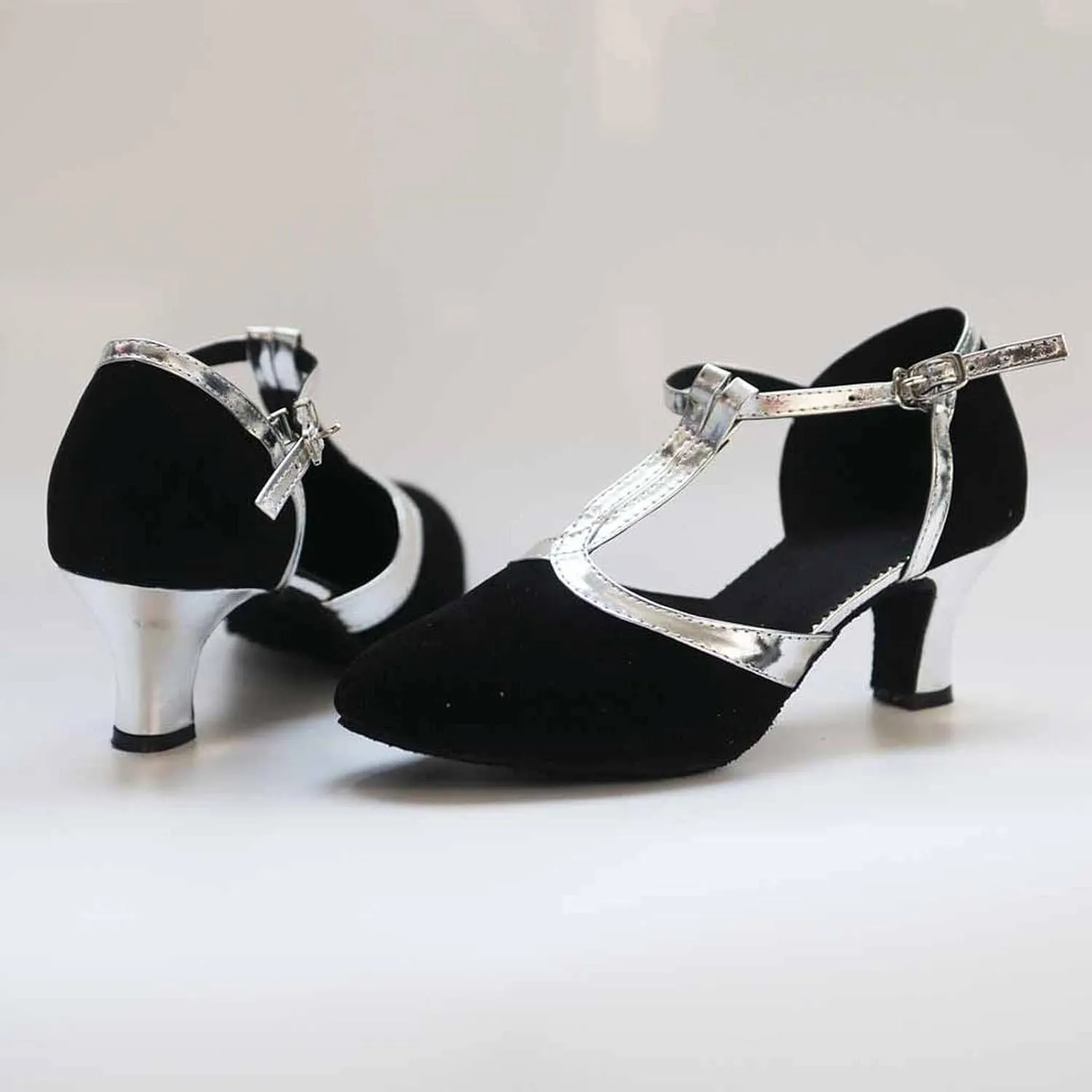 oiangi Women's Glitter Sequin Dance Shoes Fashion T Strap Closed-Toe Buckle Ballroom Latin Dance Shoes Ladies Trendy Shoes with Heel