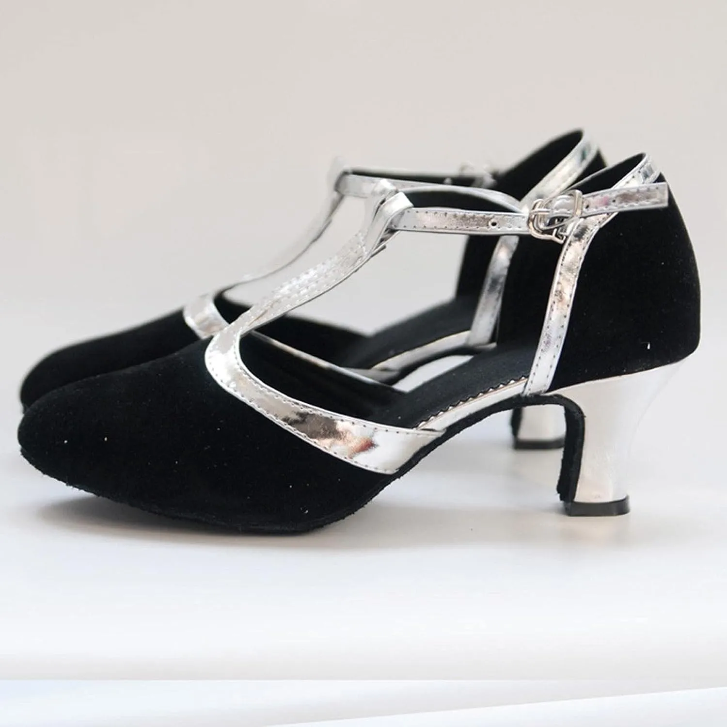 oiangi Women's Glitter Sequin Dance Shoes Fashion T Strap Closed-Toe Buckle Ballroom Latin Dance Shoes Ladies Trendy Shoes with Heel
