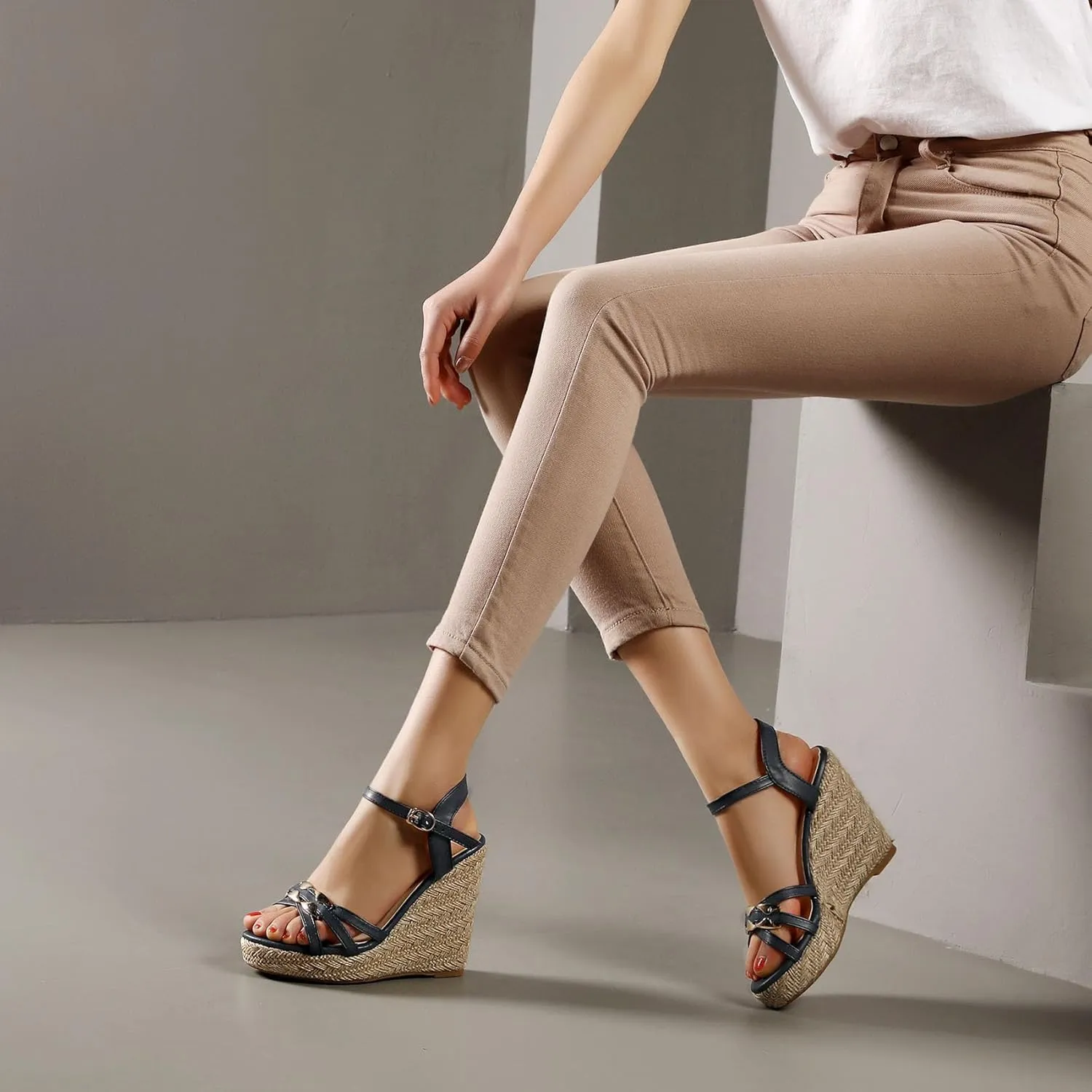 SHEMEE Women's Peep Toe Wedge Heels Sandals Stylish Platform High Heeled Sandals
