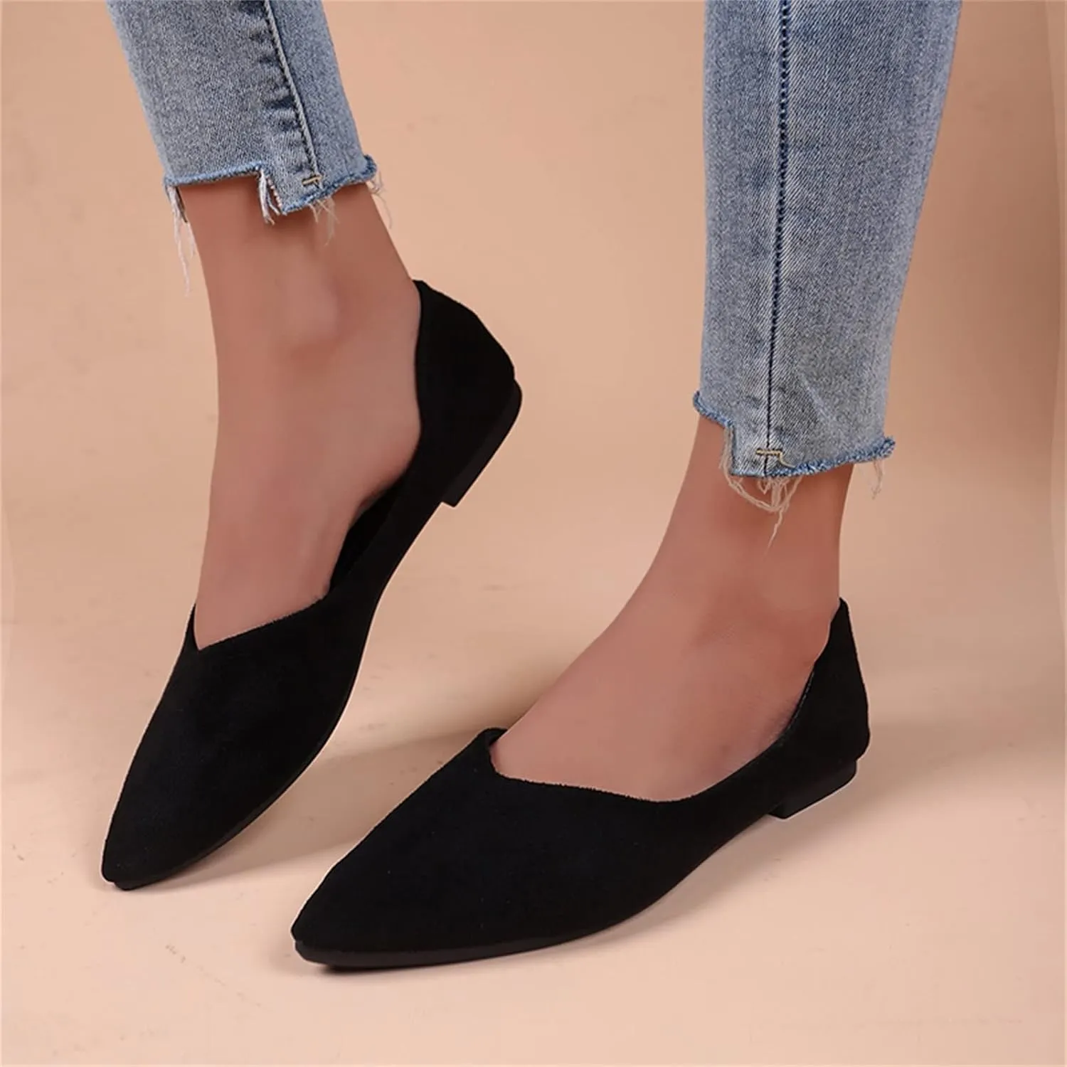 Suede Flat Shoes for Women Comfort Slip On Loafers Pointed Toe Ballet Flats Shoes Casual Dress Shoe Nude Flats