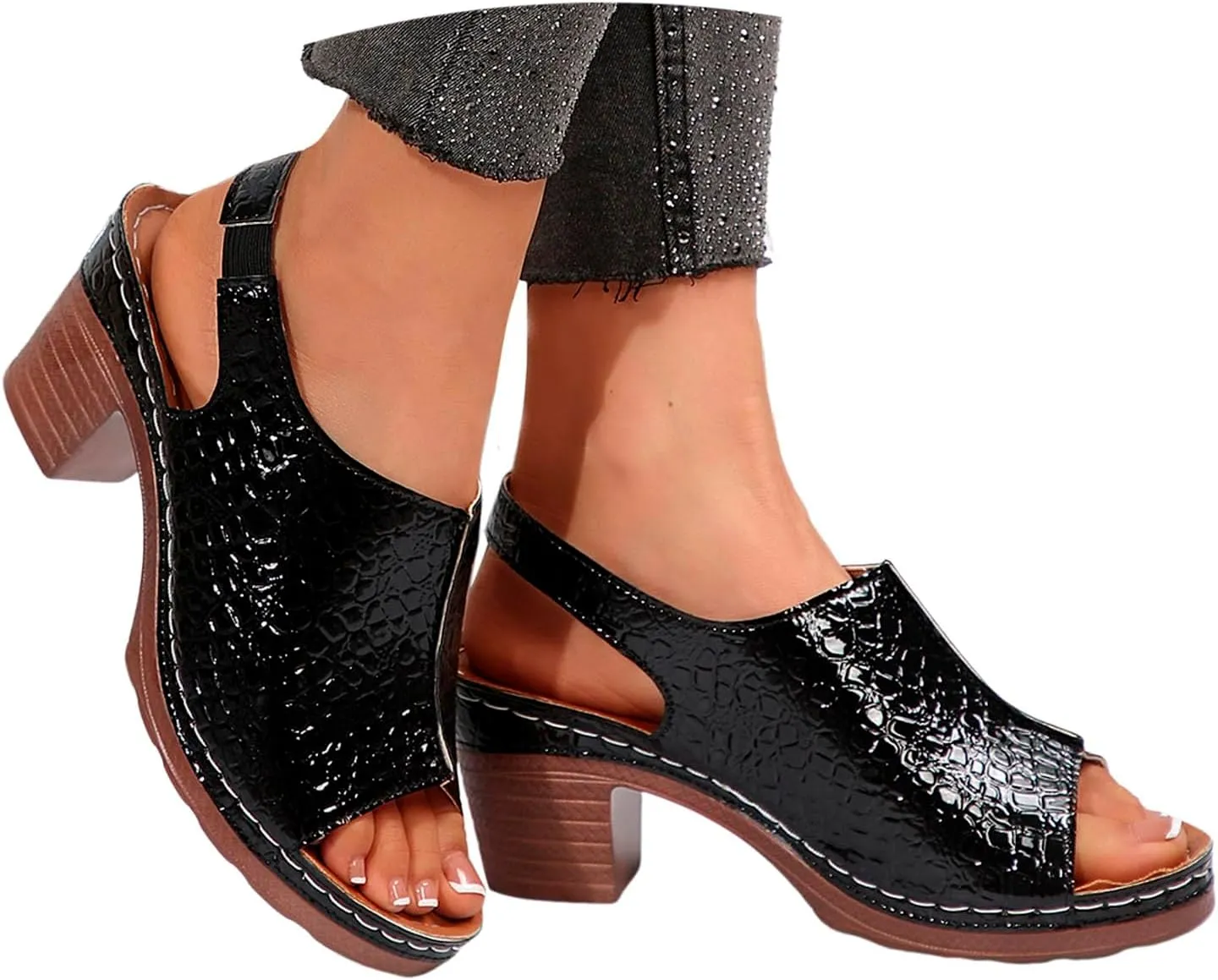 Summer Sandals For Women 2025 Comfortable Gold Summer Shoes Women Fashion Slide On Shoes Platform Flats