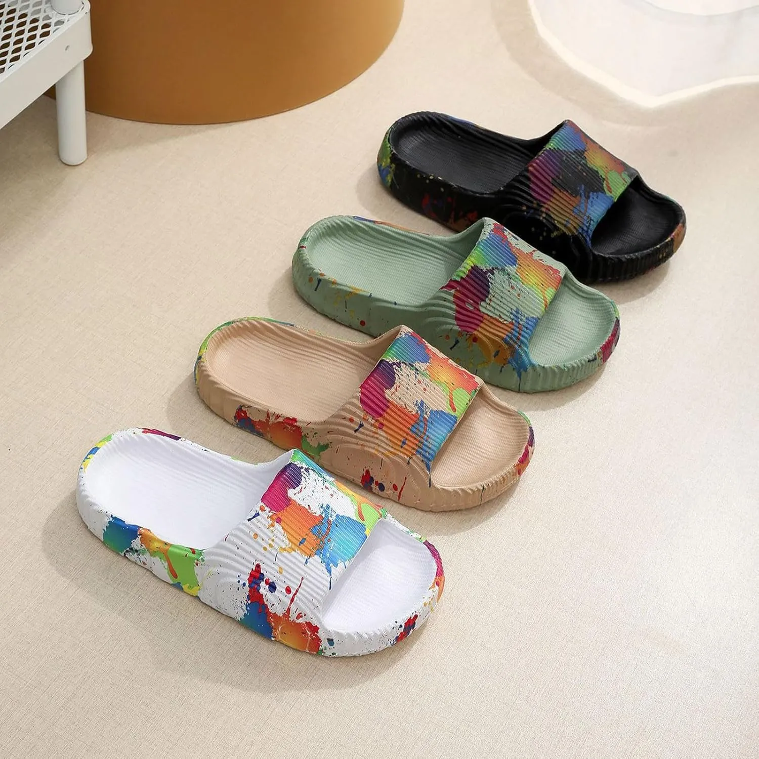 Summer Slippers Men and Women,Thick Soft Sole Slippers with Arch Supports,Outdoor Beach Poo Gym Lightweight Slipper,Women Men Non Slip Qucik Drying Shower Shoes Color printing Summer Slipper