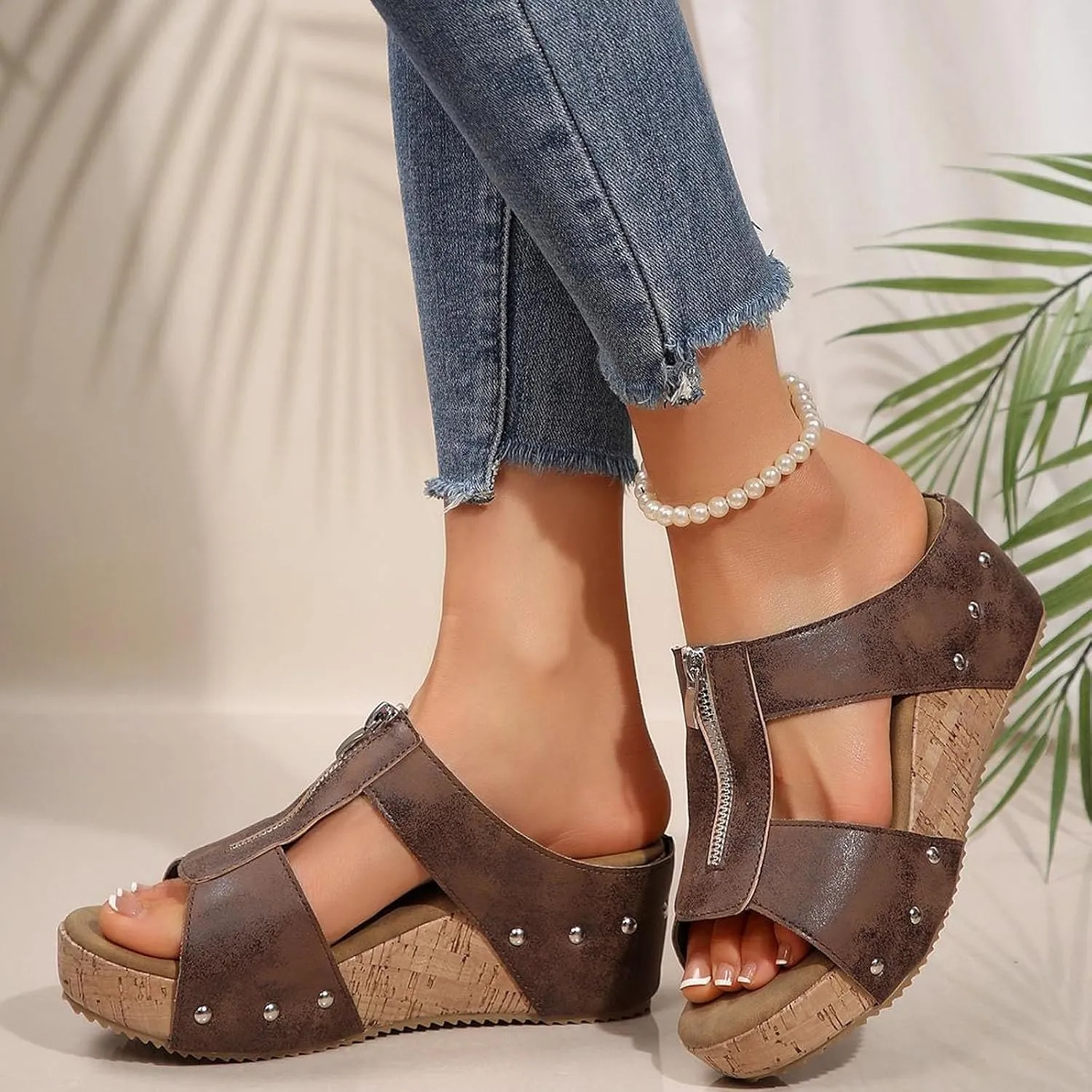 Wedge Sandals for Women Closed Toe Comfortable Dressy Shoes Summer Beach Bohemia Ankle Strap Causal Outdoor Platform with Walking Hollow Design Summer Beach Hiking Casual Wear 2025