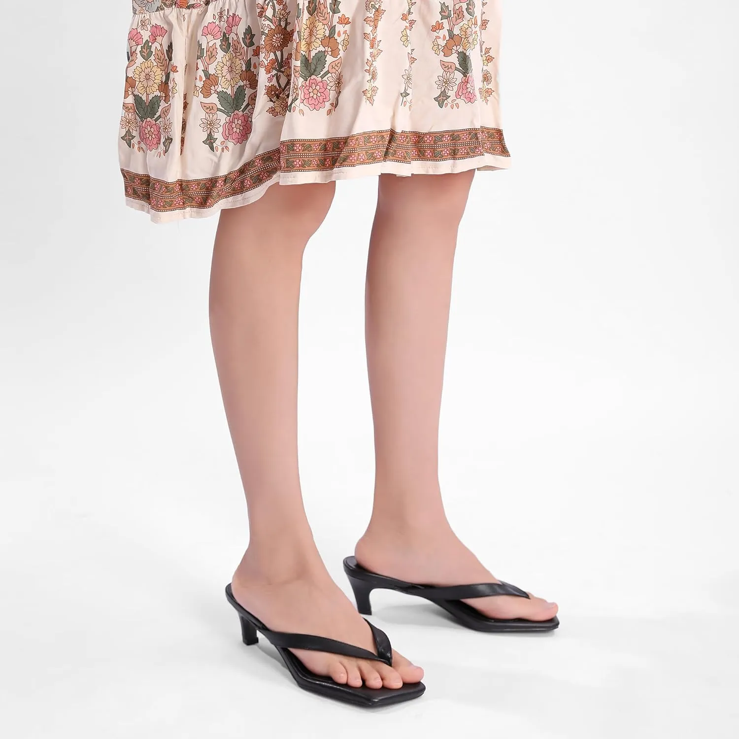 Women Kitten Heel Thong Sandals Square Open Toe Flip Flop Sandals Low Heel Fashion Party Dress Heeled Sandals
