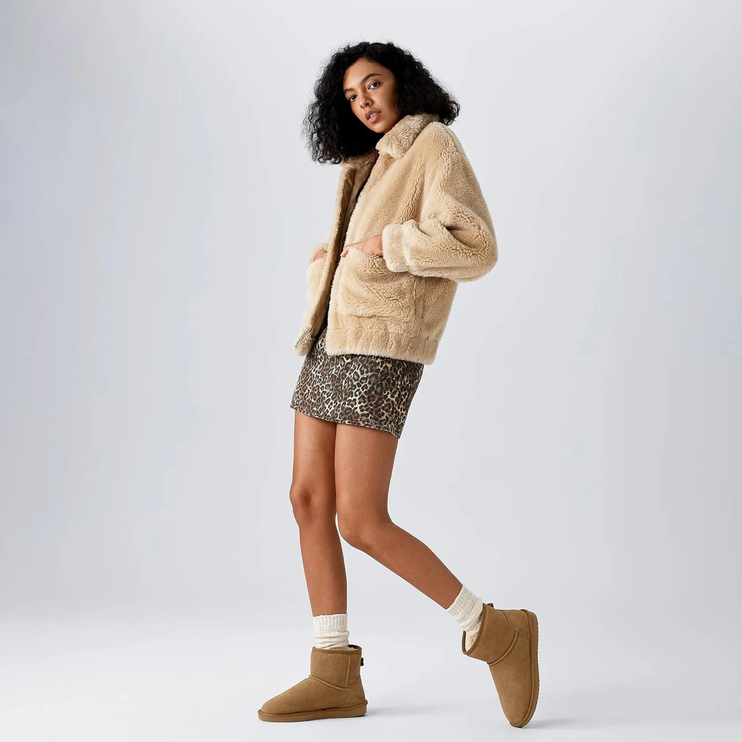 Women Winter Snow Boots Suede Mini Boots with Fur Lined Slip On Anti-Slip Comfort Ankle Boots for Women