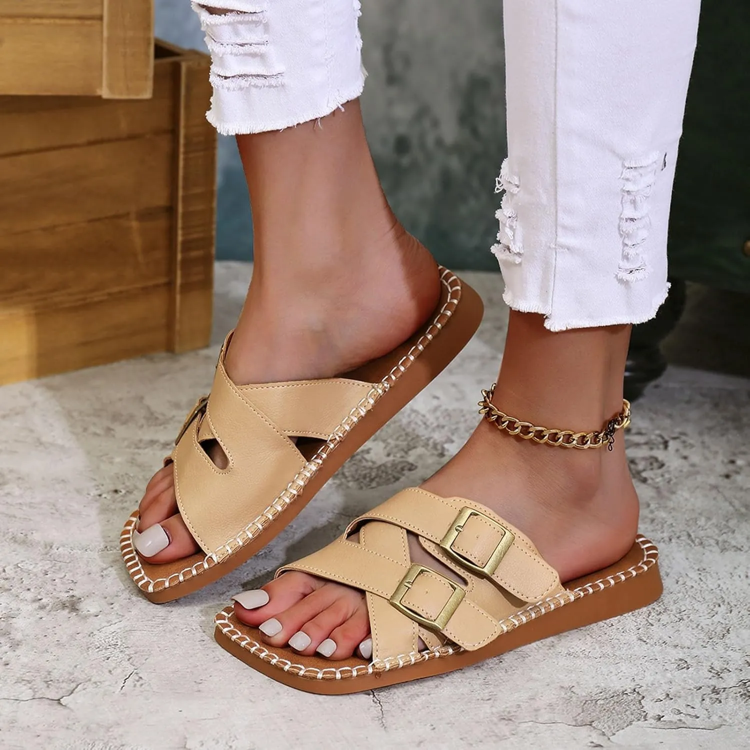 Women's Fashion Flat Sandals Dressy Summer Square Open Toe Slip On PU Leather Slide Sandal Y2K Strappy Casual Slides