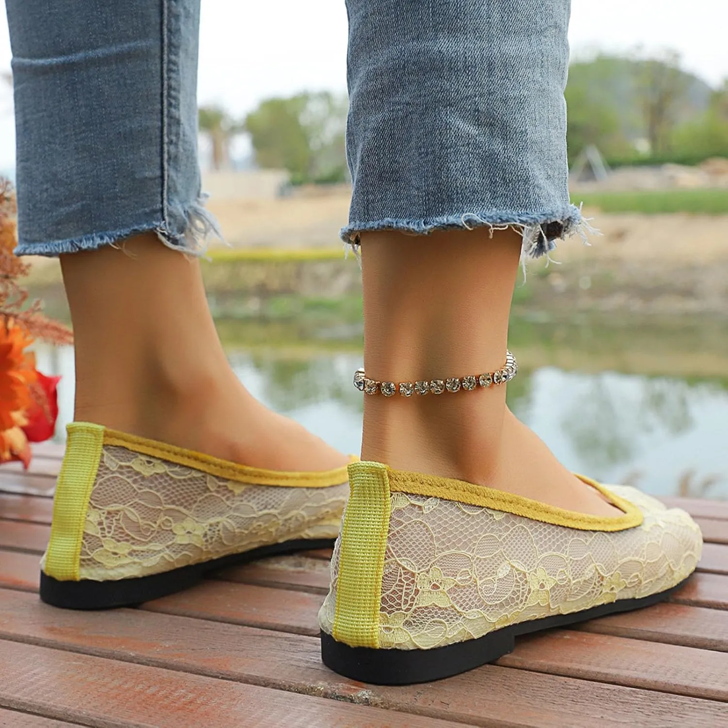Womens Flats Cut Out Round Toe Slip On Floral Ballet Flat Comfortable Breathable Lace Flats Dressy Daily Walking Shoes