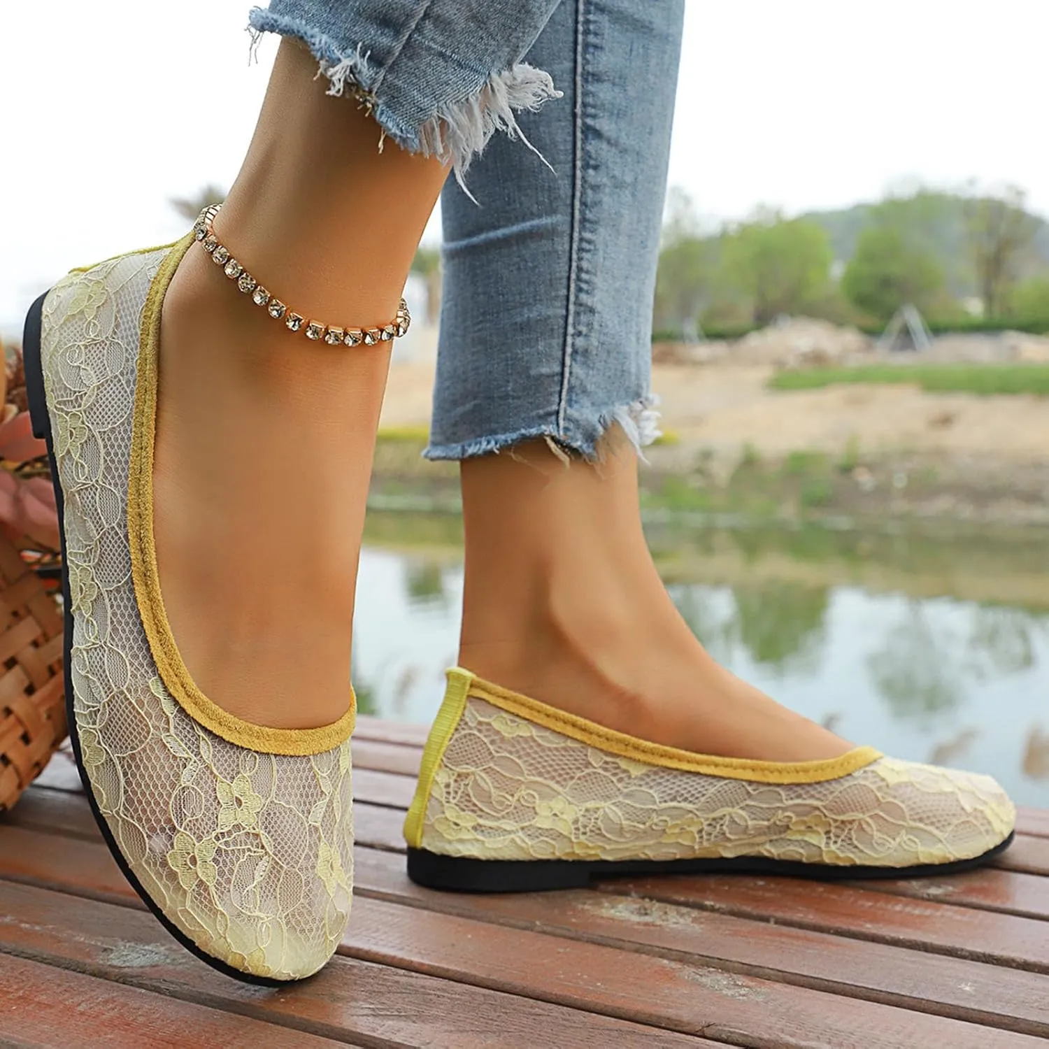 Womens Flats Cut Out Round Toe Slip On Floral Ballet Flat Comfortable Breathable Lace Flats Dressy Daily Walking Shoes