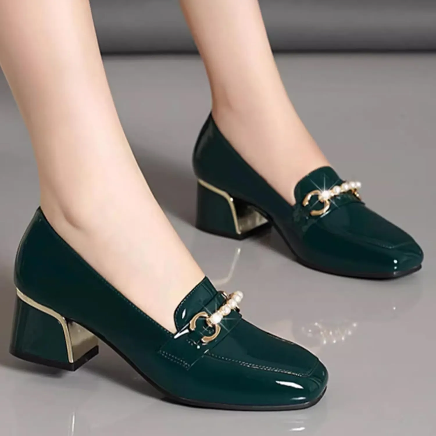 Women's Patent Leather Chunky Heel Loafers Comfort Closed Toe Pearl Metal Buckle Decoration Slip On Heeled Penny Loafers for Office Party Walking Formal Wear